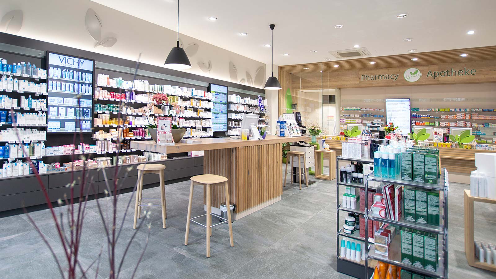 Rolf Rissel Objekteinrichtungen GmbH designs complete concepts for drugstores that are intended to appeal to visitors emotions.
