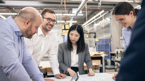 SCHULER Consulting 社は、国際的な木造建築および家具産業に戦略的なアドバイスを提供します。 SCHULER Consulting 社は、国際的な木造建築および家具産業に戦略的なアドバイスを提供します。