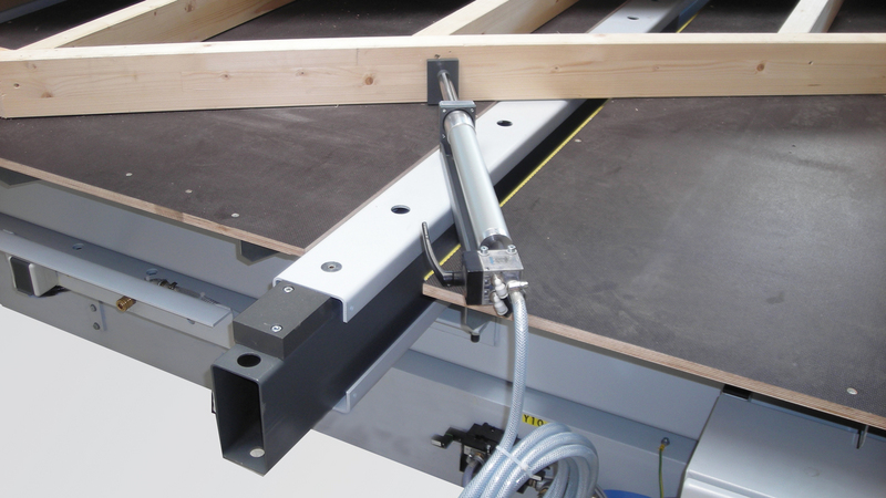 WEINMANN assemblytable with universal clamping unit