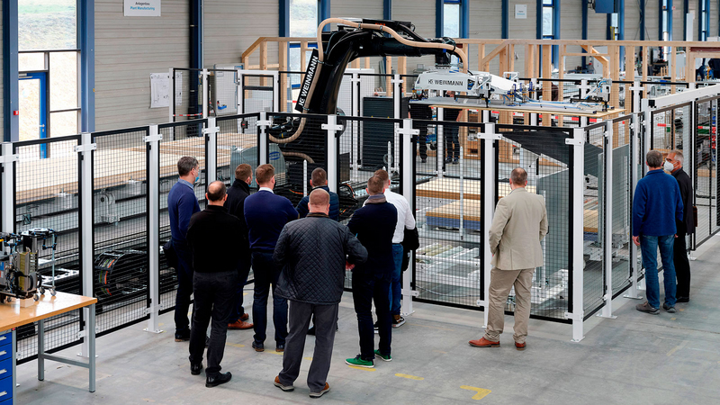 WEINMANN Treff: Roboter plate loading