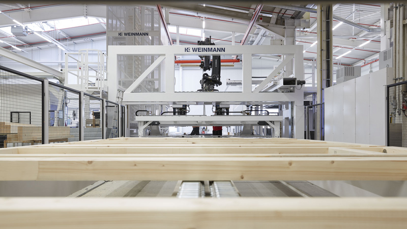 WEINMANN production line with robots for prefabricated house construction smartPrefab at WeberHaus