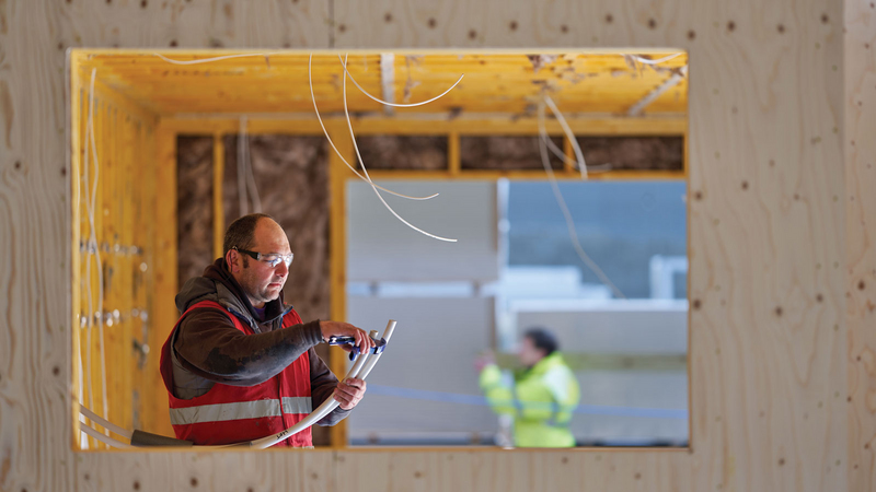 Einbringen der Installationen in die Module