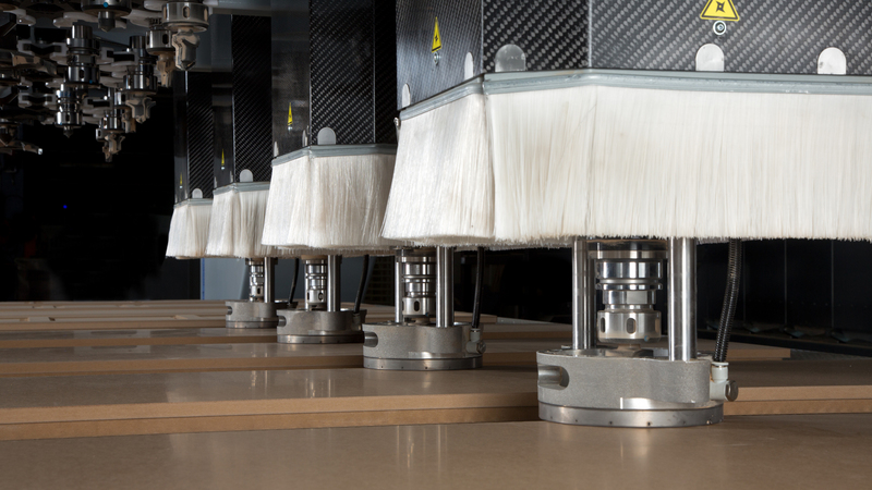 Getastete Bearbeitung von merheren Bauteilen