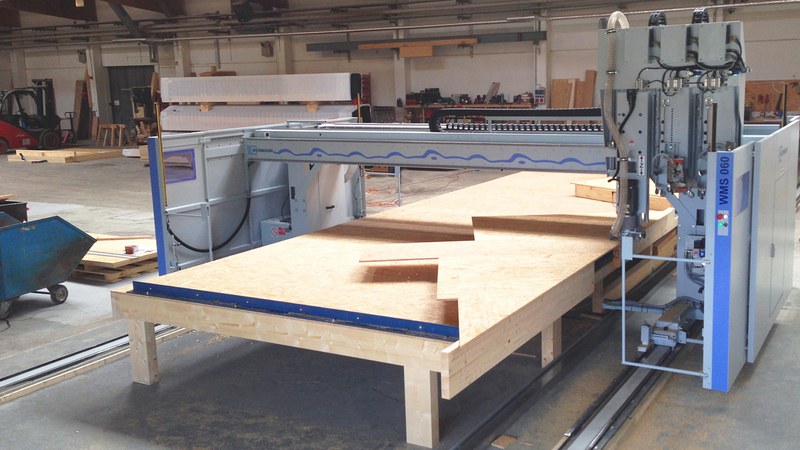 WEINMANN The new WMS 060 multifunction bridge can also be combined with existing work tables.