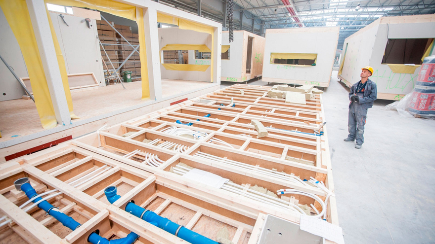 Prefabrication of the modules and installation of the water pipes in production