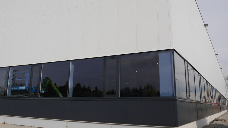 HOMAG Plattenaufteiltechnik Einweihung neue Halle HOMAG Plattenaufteiltechnik, 2500 Quadratmeter mehr Montagefläche