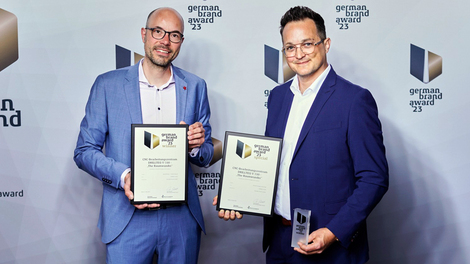 Ulf Horstmann, Product Marketing und Daniel Loddenkemper, Senior Manager Product Marketing, haben die Auszeichnungen in Berlin in Empfang genommen. Foto: German Brand Award Ulf Horstmann, Product Marketing und Daniel Loddenkemper, Senior Manager Product Marketing, haben die Auszeichnungen in Berlin in Empfang genommen. Foto: German Brand Award
