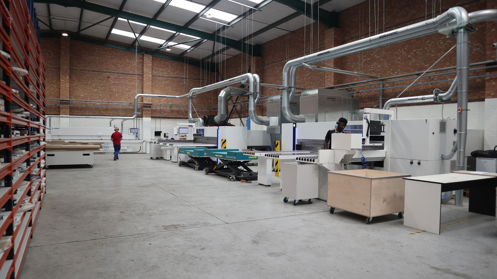 C Workshops panelsaw SAWTEQ S-300 sited in the workshop