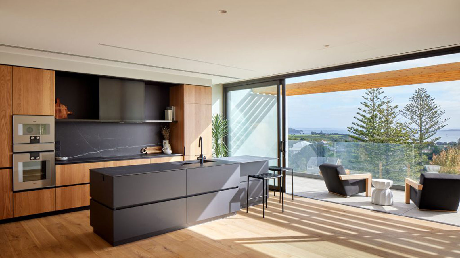 Apartment kitchen by Peter Hay Kitchens