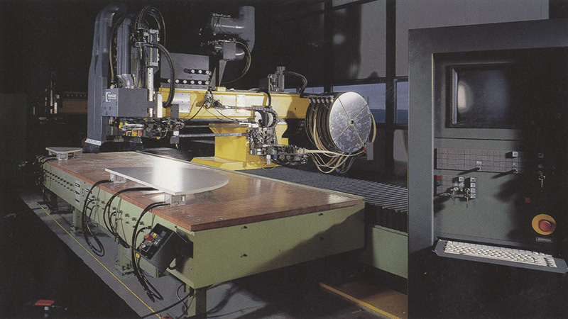 BAZ 10 with 6-slot edge magazine